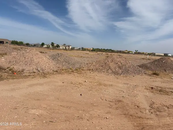 25768 W Peakview Road, Wittmann, AZ 85361