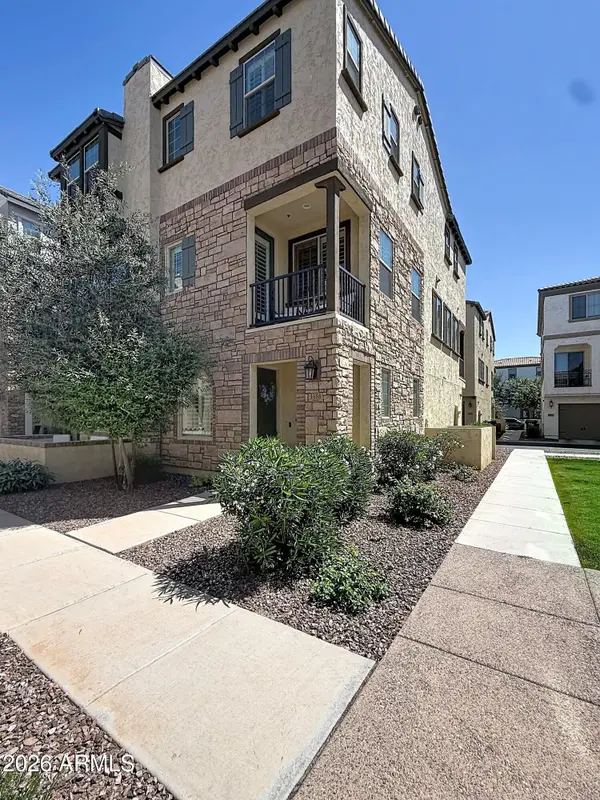 1686 E Dogwood Lane, Gilbert, AZ 85295