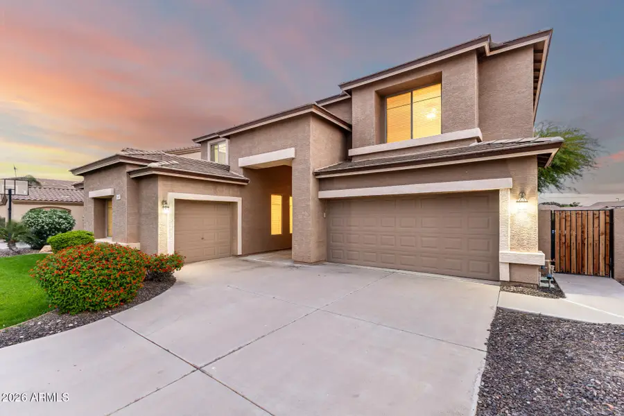 3267 E Maplewood Street, Gilbert, AZ 85297 - #3