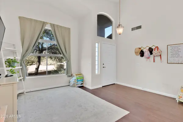 2533 W Big Oak Street, Phoenix, AZ 85085