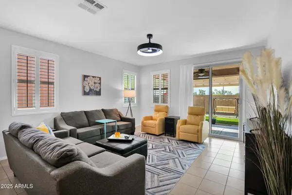 455 N Rainbow Way, Casa Grande, AZ 85194