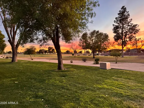 18442 N 104th Avenue, Sun City, AZ 85373