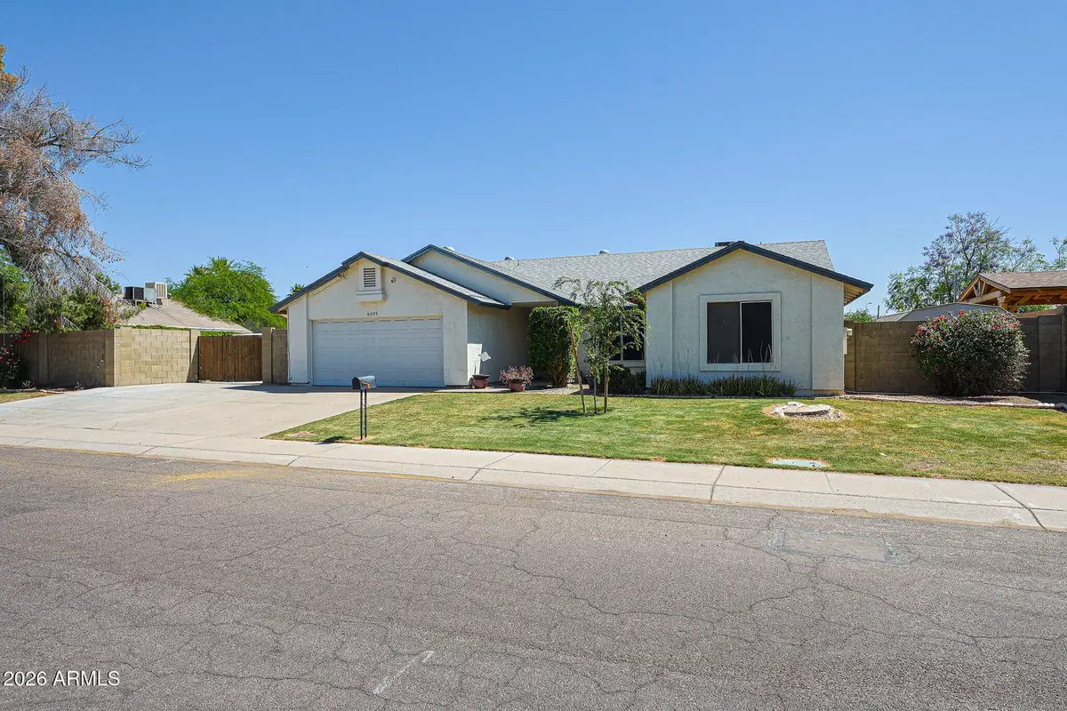 6609 N 82nd Avenue, Glendale, AZ 85303 - #1