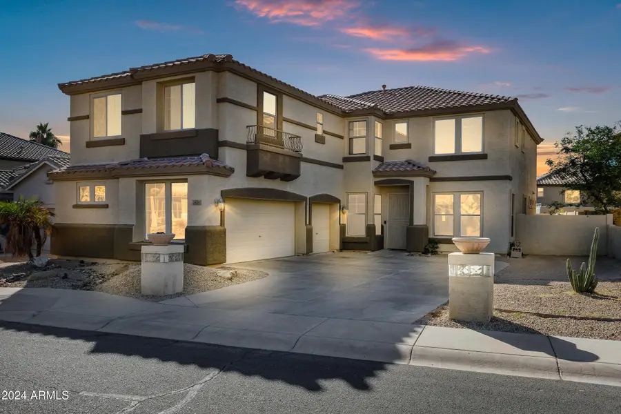 2801 W Silver Fox Way, Phoenix, AZ 85045 - #3