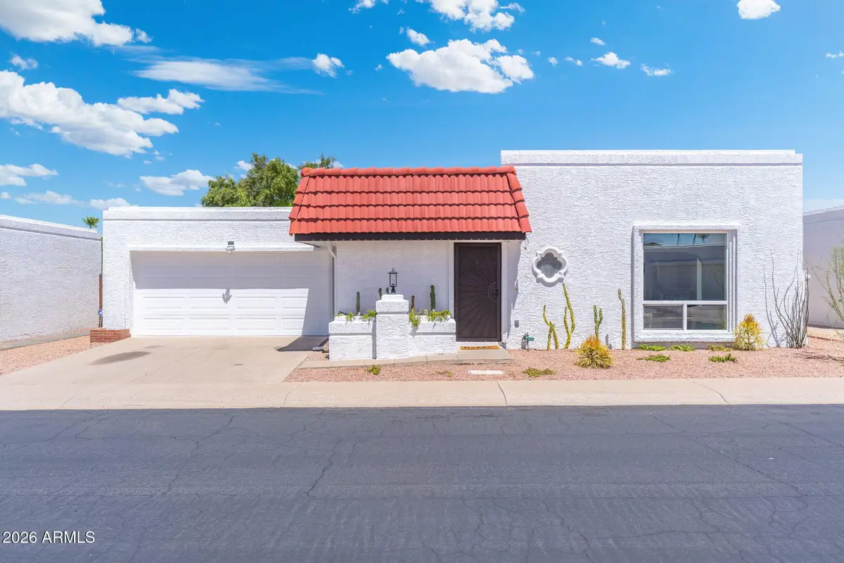 1102 E Michigan Avenue, Phoenix, AZ 85022 - #1