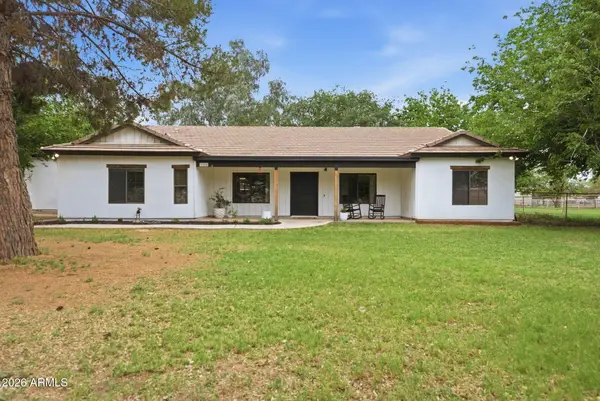 1566 E Paint Horse Place, San Tan Valley, AZ 85140