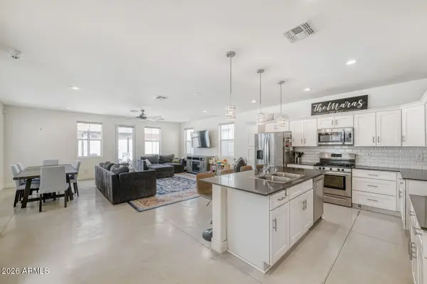 3218 W Glendale Avenue #24, Phoenix, AZ 85051
