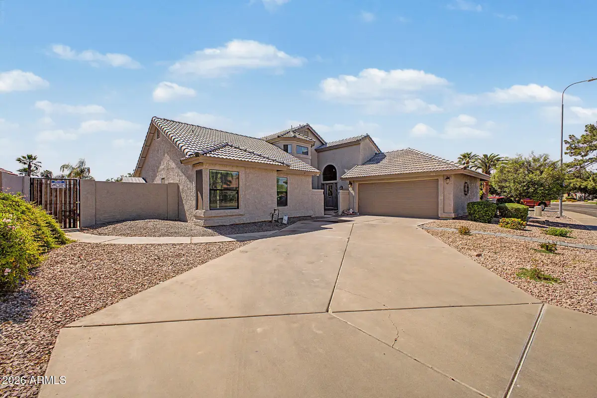 125 S Lakeview Boulevard, Chandler, AZ 85225 - #1