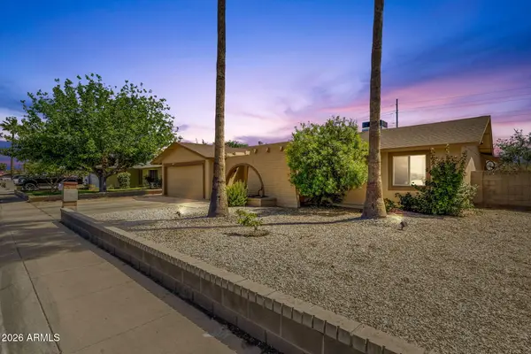 5719 W Zoe Ella Way, Glendale, AZ 85306