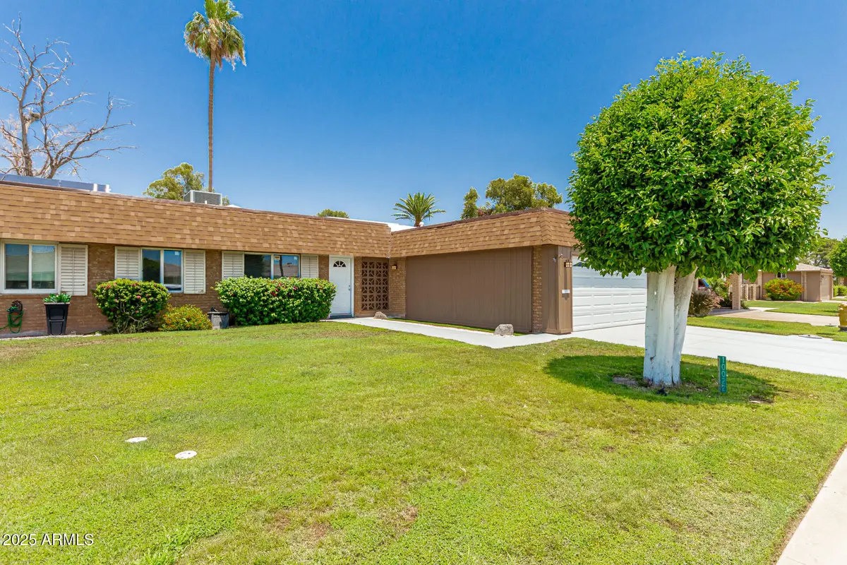 10022 W Mountain View Road, Sun City, AZ 85351 - #1