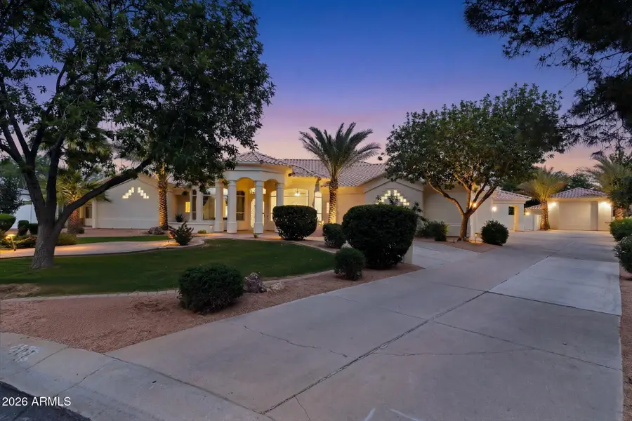 307 S Rochester Court, Gilbert, AZ 85296 - #3