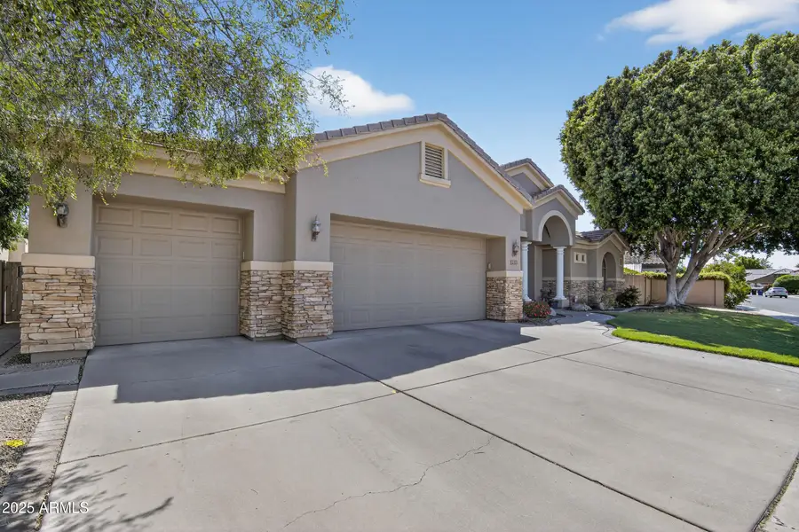 1333 N Cliffside Drive, Gilbert, AZ 85234 - #3