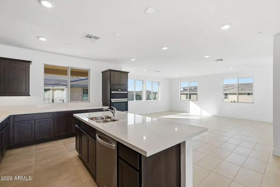 2121 W Sonoran Desert Drive #113, Phoenix, AZ 85085 - #3