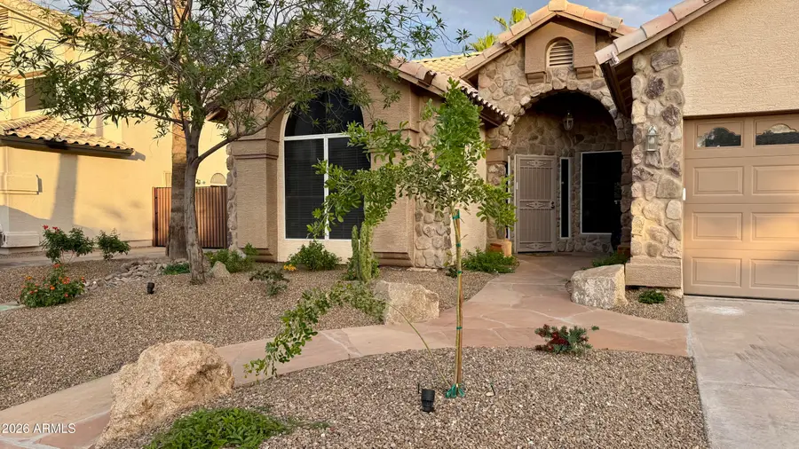 851 N Pineview Drive, Chandler, AZ 85226 - #2