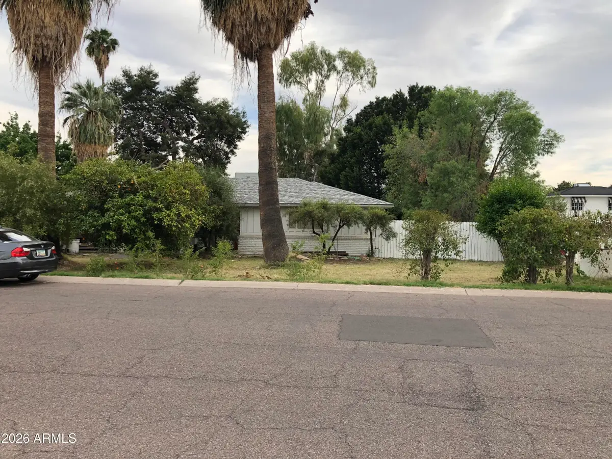 323 E Rose Lane, Phoenix, AZ 85012 - #1