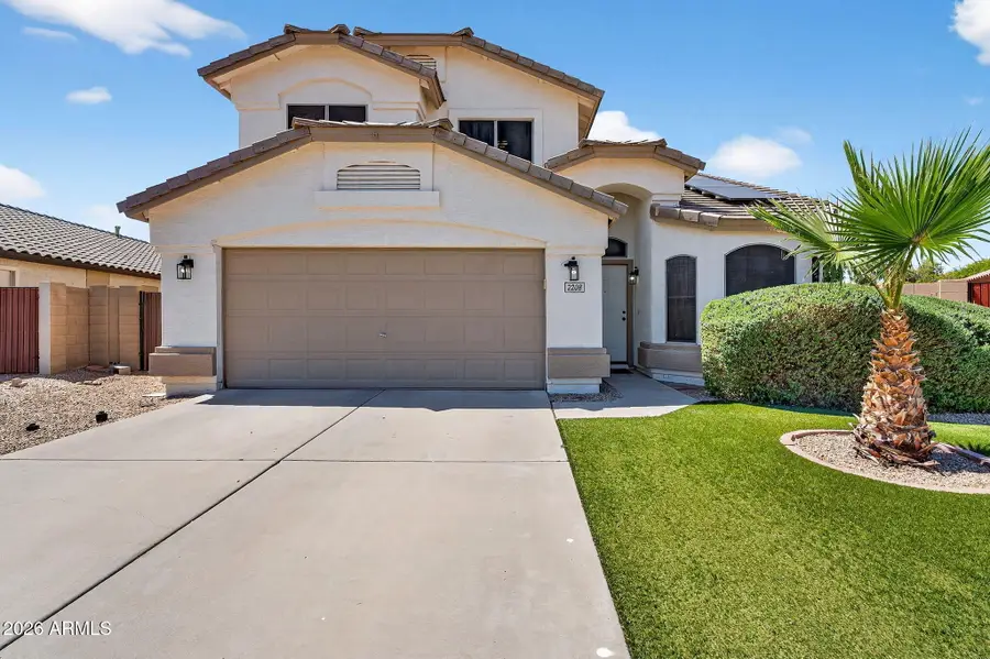 2208 S Peppertree Court, Gilbert, AZ 85295 - #2