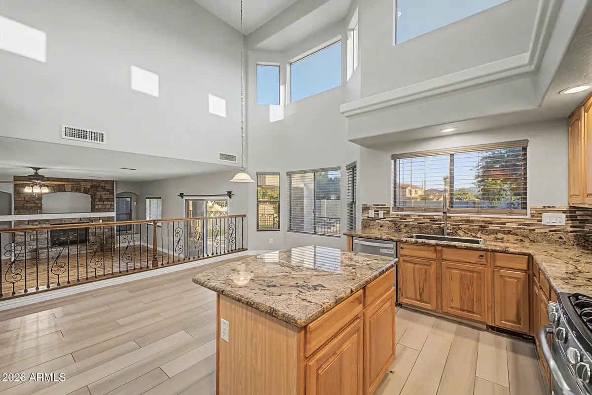 8013 W Crown King Road, Phoenix, AZ 85043 - #1
