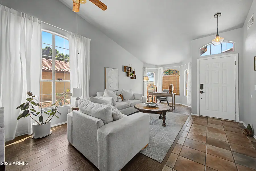 524 W Naranja Avenue, Mesa, AZ 85210 - #3