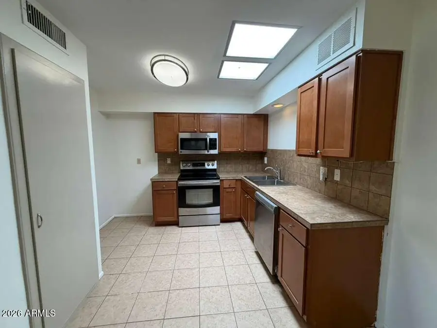 13221 N 110th Avenue, Sun City, AZ 85351 - #2