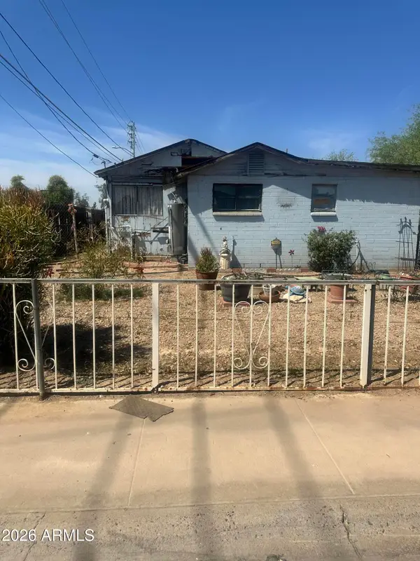 5120 W Ocotillo Road, Glendale, AZ 85301