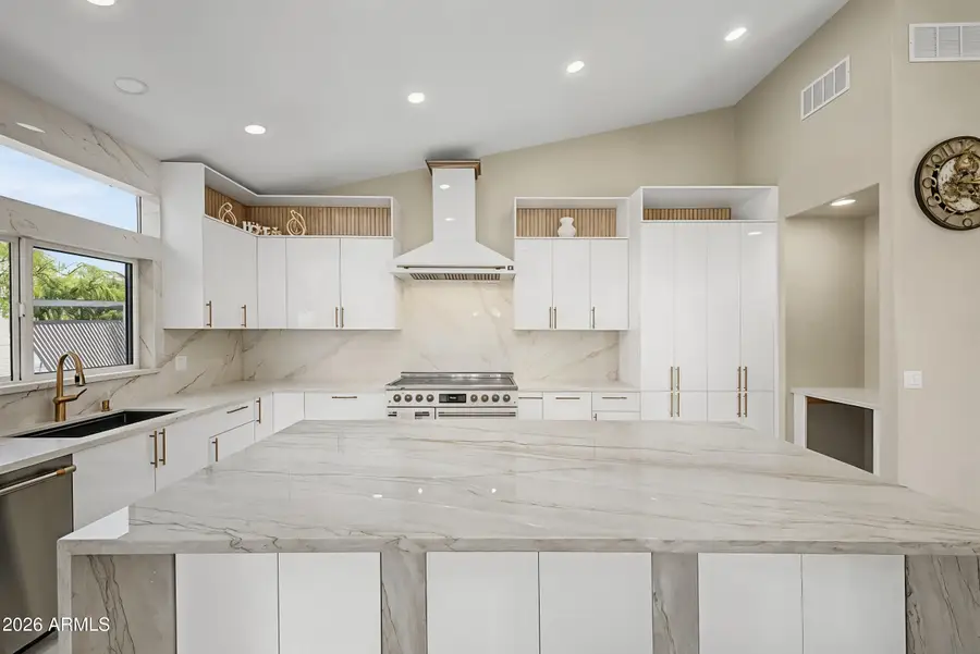 1732 W Commerce Avenue, Gilbert, AZ 85233 - #3