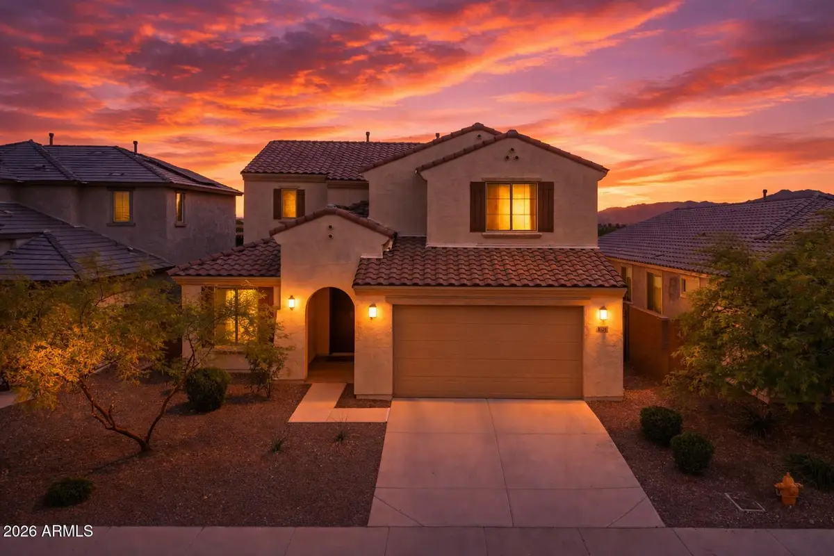 8521 S 67th Drive, Laveen, AZ 85339 - #1