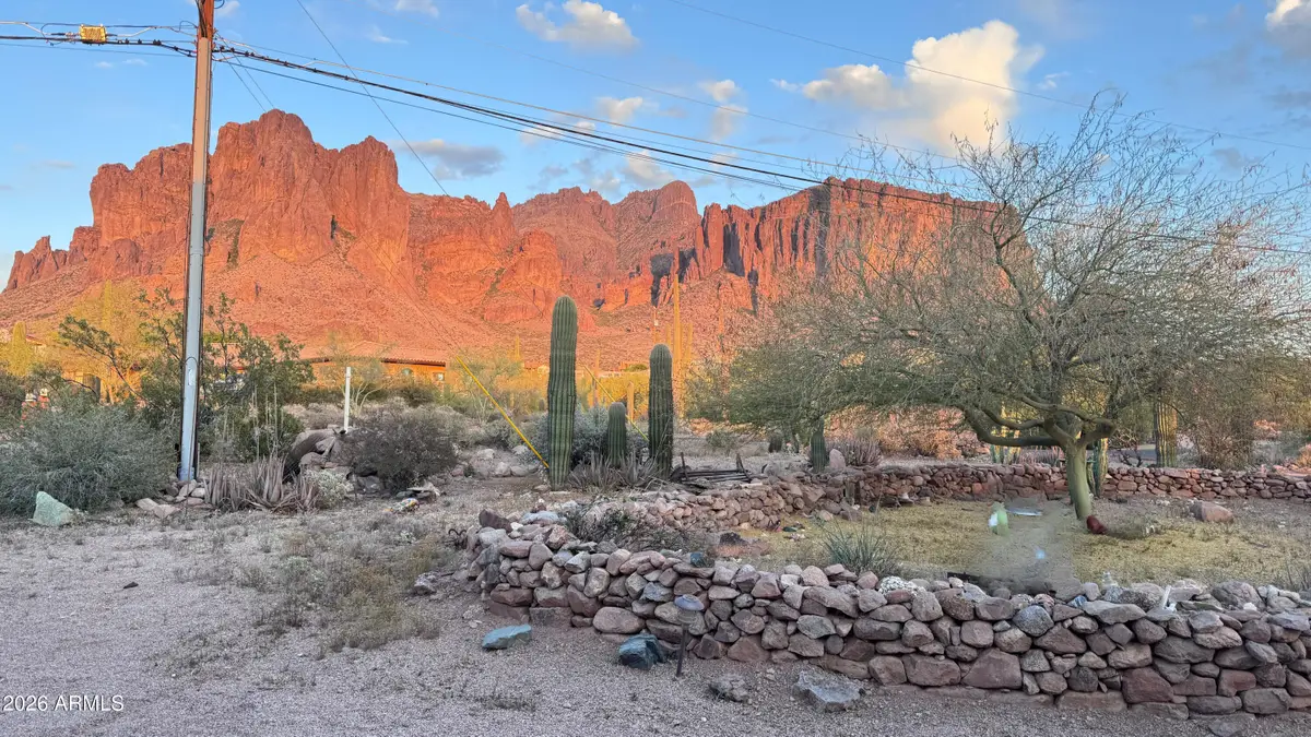 3640 N Prospectors Road, Apache Junction, AZ 85119 - #1