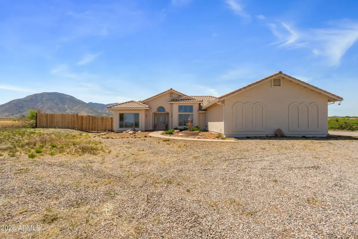 9354 S Deer Ridge Trail, Hereford, AZ 85615 - #1