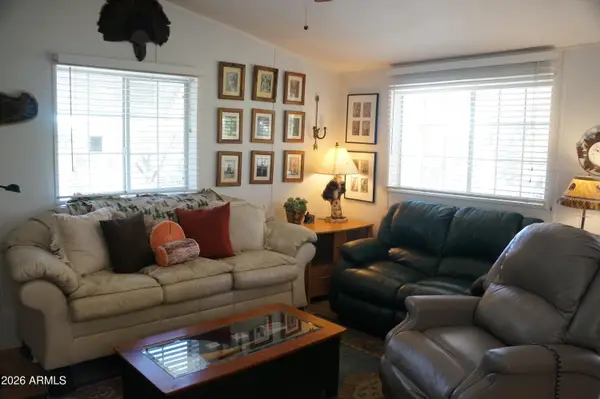 1988 Bradley Lane, Overgaard, AZ 85933