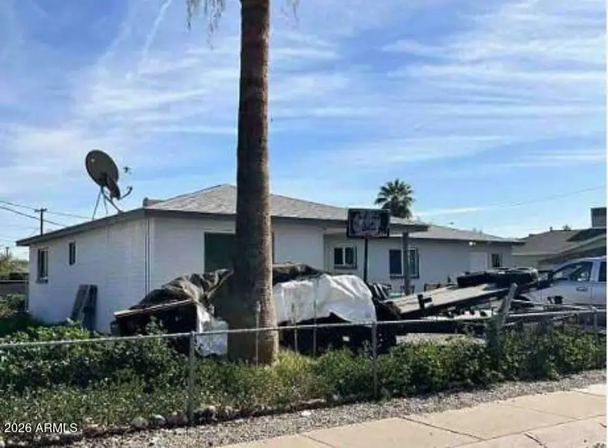 4333 N 59th Avenue, Phoenix, AZ 85033 - #2