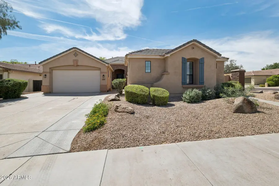 16195 W Glenrosa Avenue, Goodyear, AZ 85395 - #2