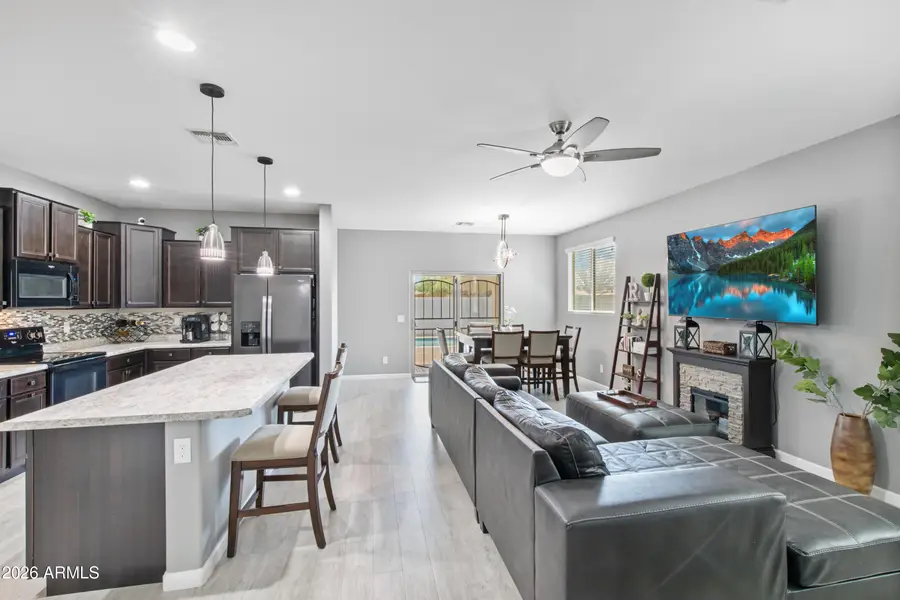 8407 N 61st Drive, Glendale, AZ 85302 - #2