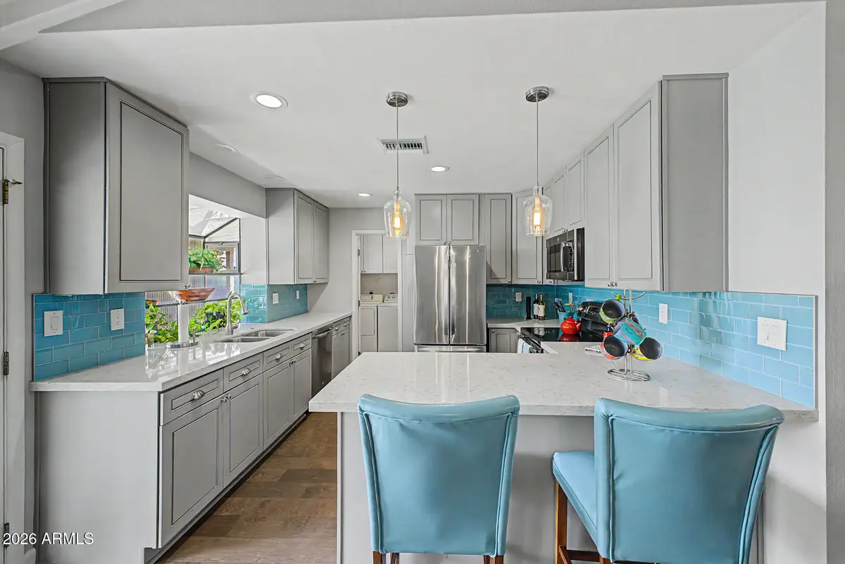 6425 W Mission Lane, Glendale, AZ 85302 - #1