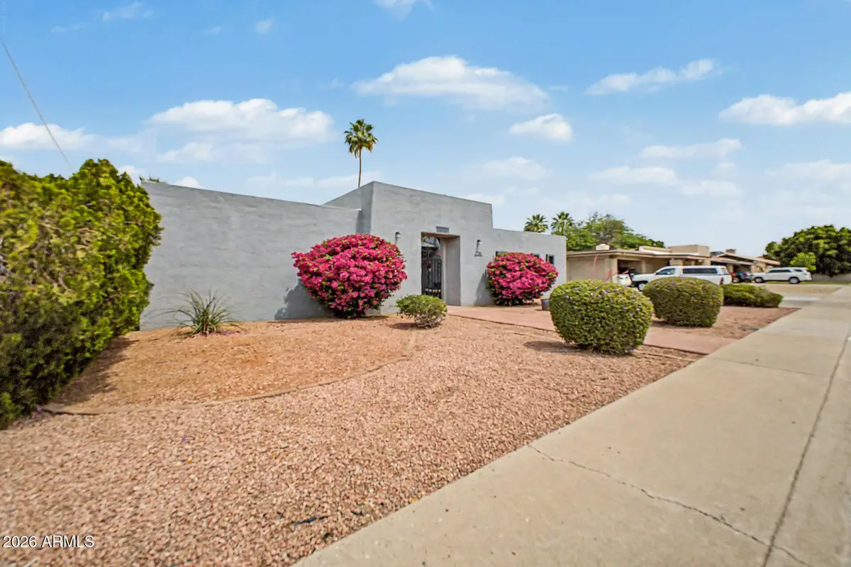 5720 W Frier Drive W, Glendale, AZ 85301 - #1