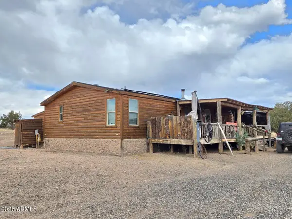 8495 W Antelope Run Road, Ash Fork, AZ 86320