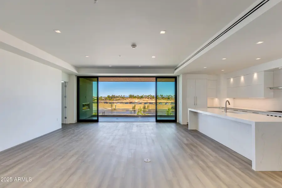 6587 N Palmeraie Boulevard #2011, Paradise Valley, AZ 85253 - #3