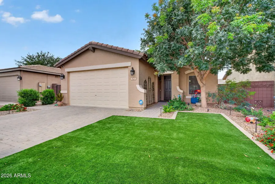 823 W Leadwood Avenue, San Tan Valley, AZ 85140 - #3
