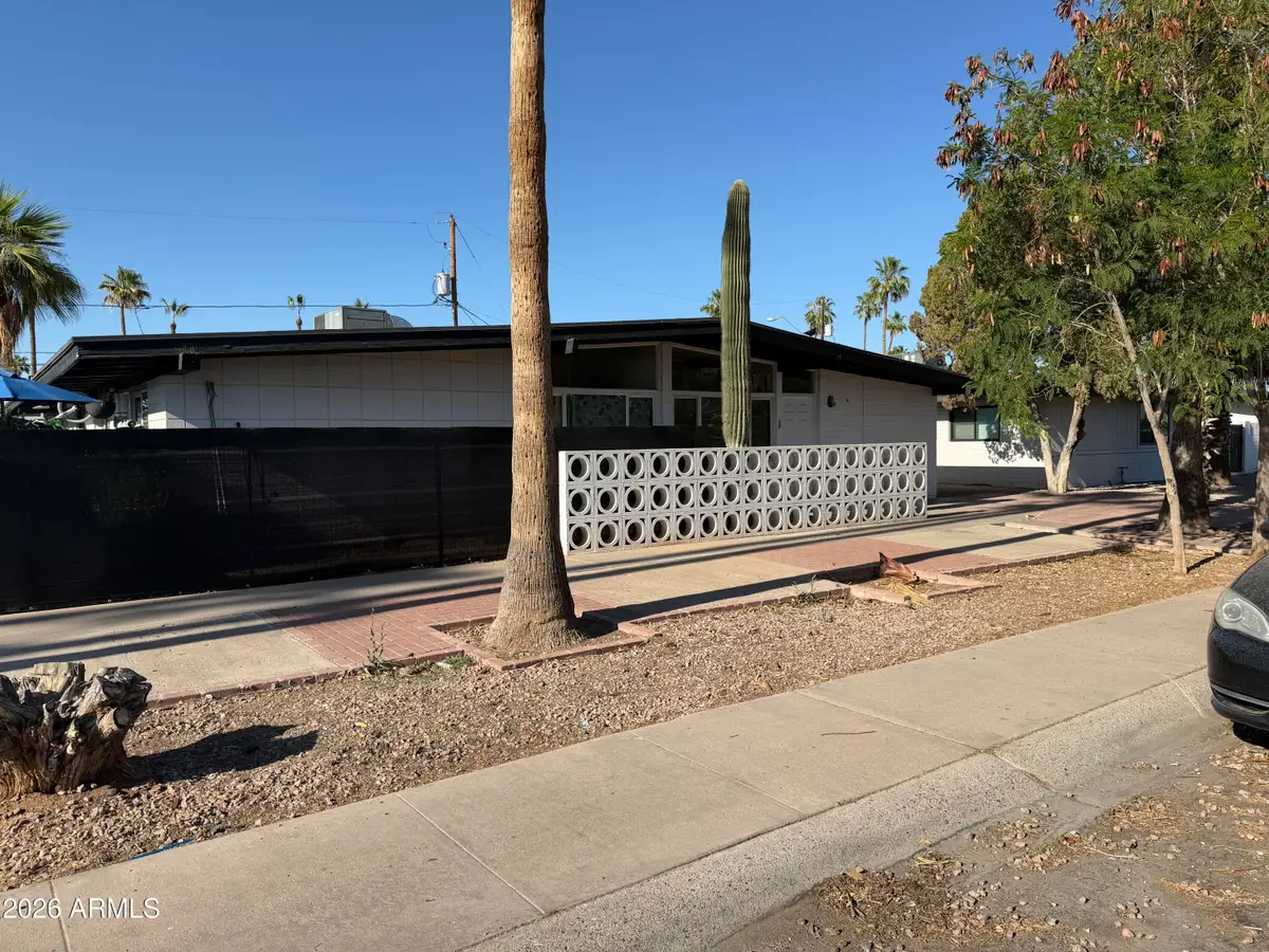 6708 E Earll Drive, Scottsdale, AZ 85251 - #1