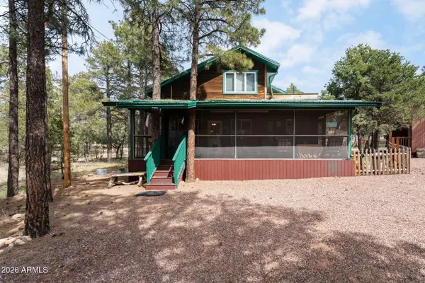 2095 Ranger Road, Overgaard, AZ 85933