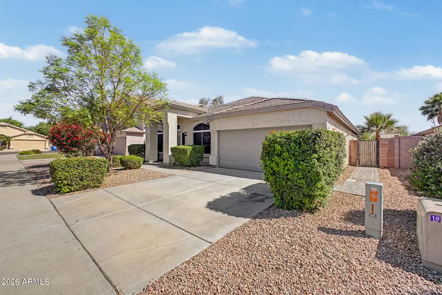 4413 E Villa Rita Drive, Phoenix, AZ 85032 - #2