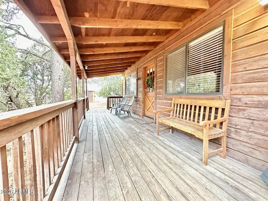 2742 Fox Trail, Overgaard, AZ 85933 - #2