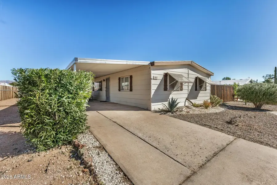 1307 S Hale Drive, Apache Junction, AZ 85120 - #3