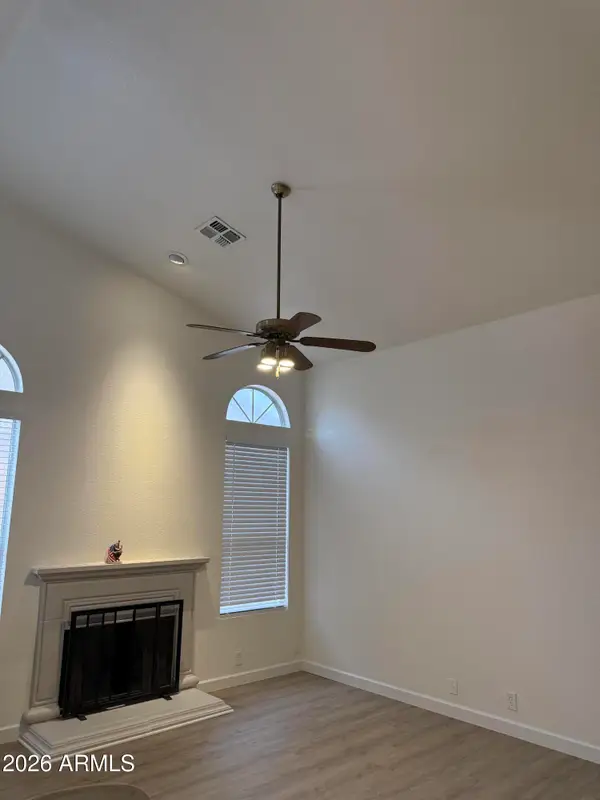 648 W Muirwood Drive, Phoenix, AZ 85045