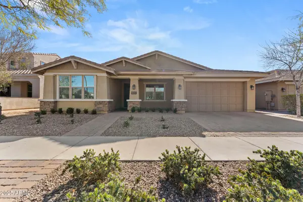 10457 E Pivitol Avenue, Mesa, AZ 85212