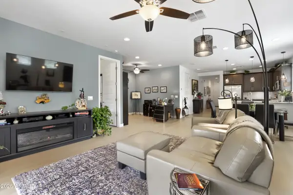 17234 W Whispering Wind Drive, Surprise, AZ 85387