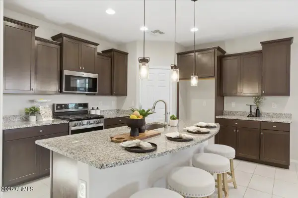 3745 N Astoria Drive, Florence, AZ 85132