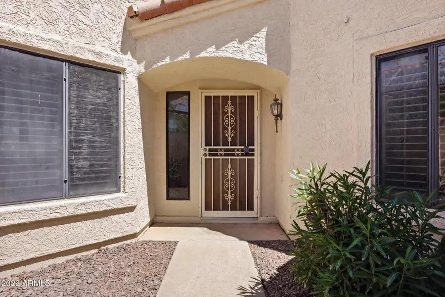 246 E Vaughn Avenue, Gilbert, AZ 85234 - #2