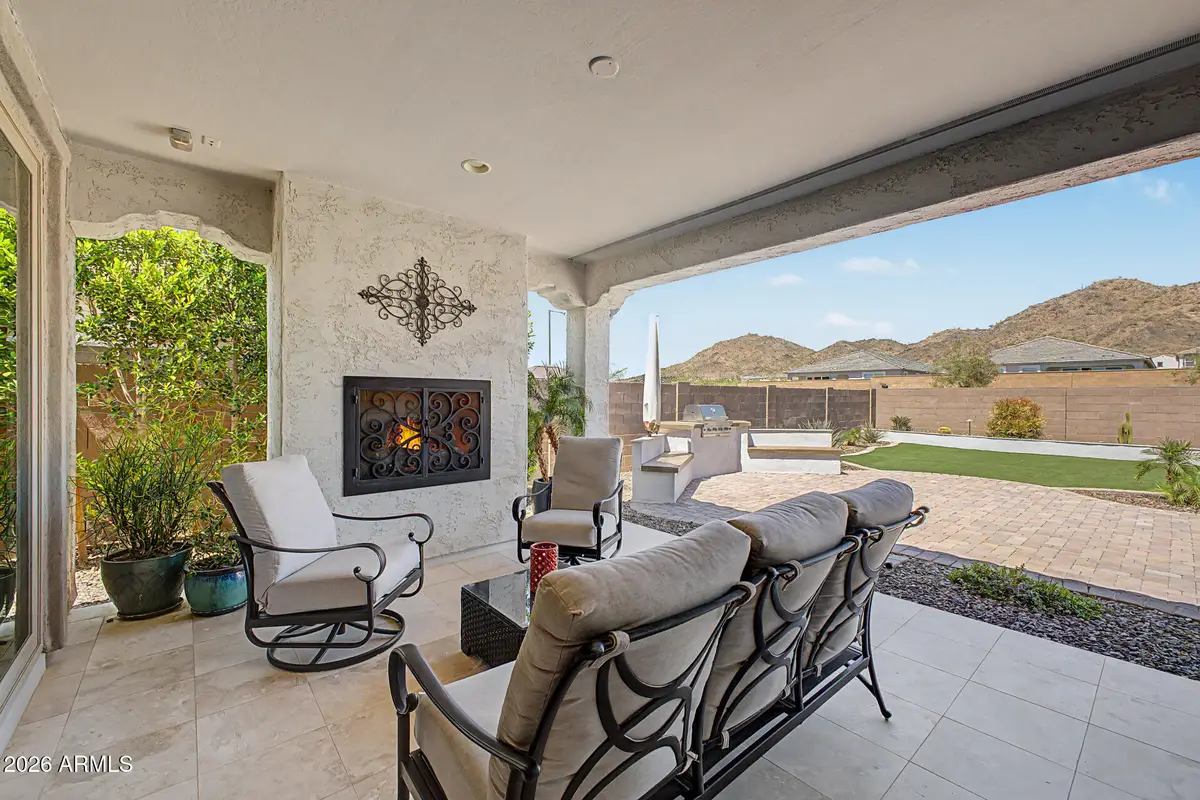 7048 W Quail Track Drive, Peoria, AZ 85383 - #1