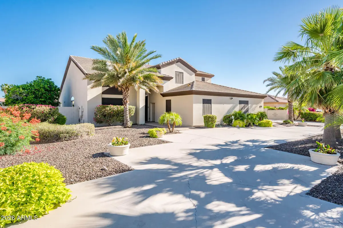 5322 W Whispering Wind Drive, Glendale, AZ 85310 - #1