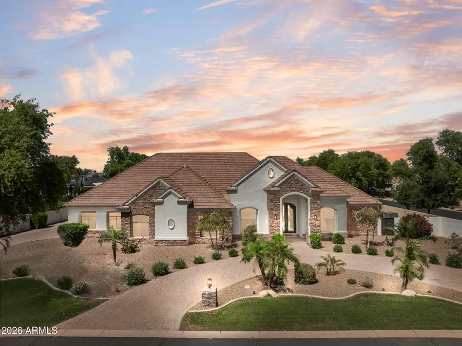 2082 E Sanoque Boulevard, Gilbert, AZ 85298 - #2